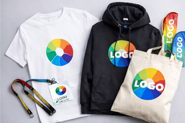 Брендирование одежды и текстиля для мероприятий